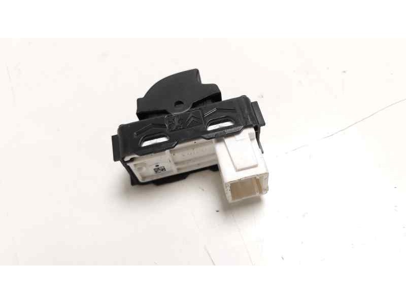 Recambio de mando elevalunas trasero izquierdo para citroen c3 aircross feel referencia OEM IAM 13483539  