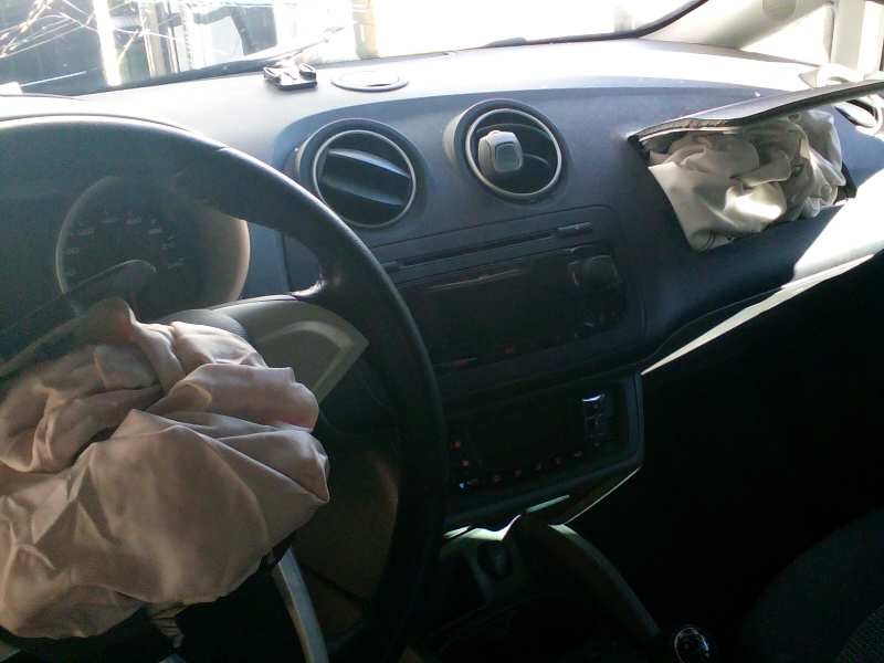 seat ibiza (6j5) del año 2011