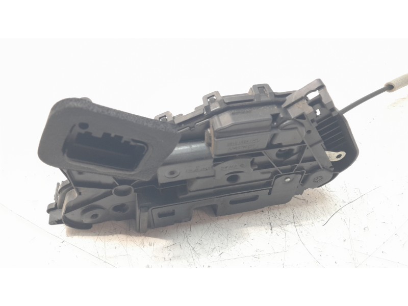 Recambio de cerradura puerta delantera izquierda para volkswagen polo referencia OEM IAM 5TB837015E  