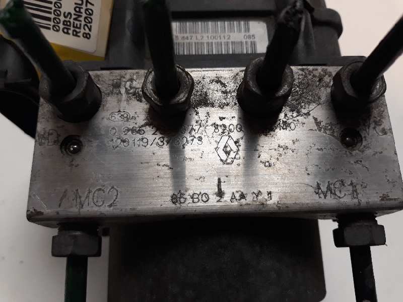 Recambio de abs para renault clio iii 1.2 referencia OEM IAM 8200747140  