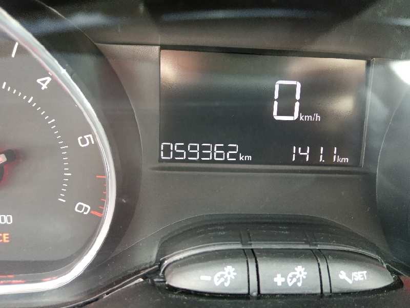 Recambio de cuadro instrumentos para peugeot 208 referencia OEM IAM 9805400480  