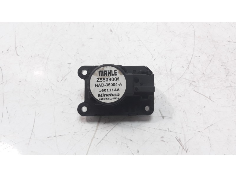Recambio de motor calefaccion para peugeot 308 1.6 16v e-hdi fap referencia OEM IAM Z5509001  