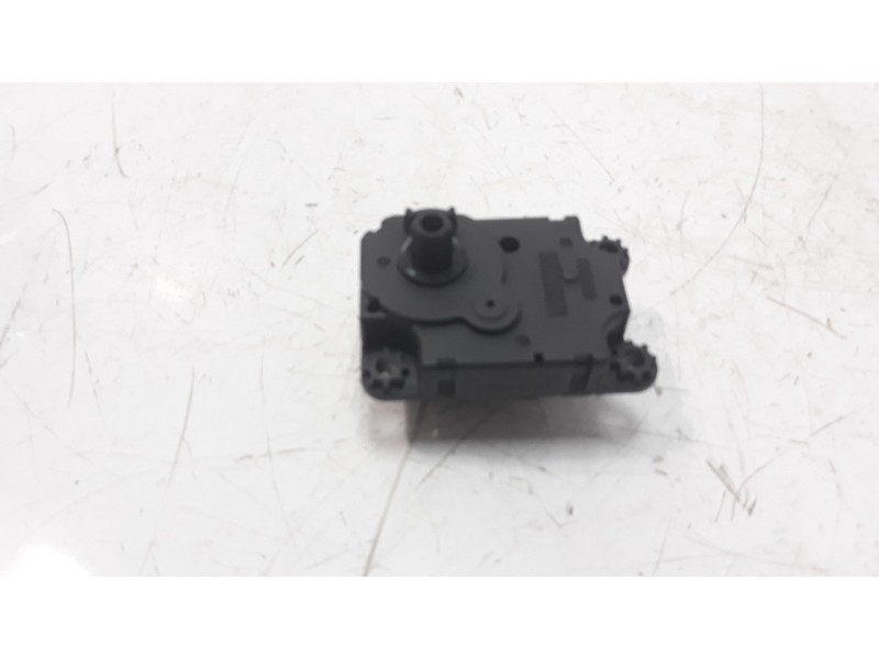 Recambio de motor calefaccion para peugeot 308 1.6 16v e-hdi fap referencia OEM IAM Z5509001  