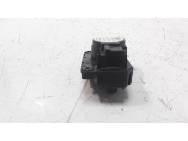 Recambio de motor calefaccion para peugeot 308 1.6 16v e-hdi fap referencia OEM IAM Z5509001  