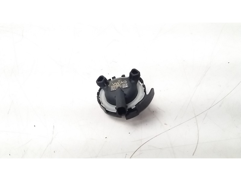 Recambio de sensor para seat leon st (5f8) 2.0 tdi referencia OEM IAM 3Q0959354A  