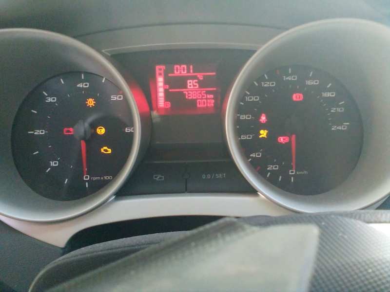 seat ibiza (6j5) del año 2011