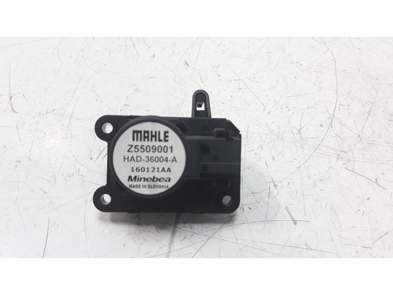 Recambio de motor calefaccion para peugeot 308 1.6 16v e-hdi fap referencia OEM IAM Z5509001  