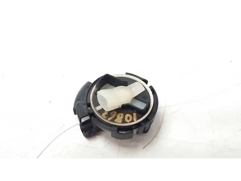 Recambio de sensor para seat leon st (5f8) 2.0 tdi referencia OEM IAM 3Q0959354A  