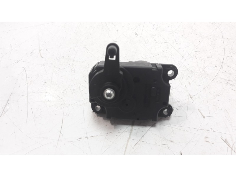 Recambio de motor calefaccion para peugeot 308 1.6 16v e-hdi fap referencia OEM IAM Z5509001  