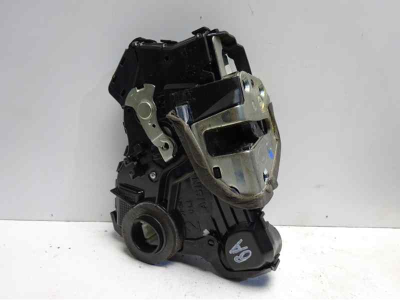 Recambio de cerradura puerta delantera izquierda para toyota auris sol referencia OEM IAM 6904042241  