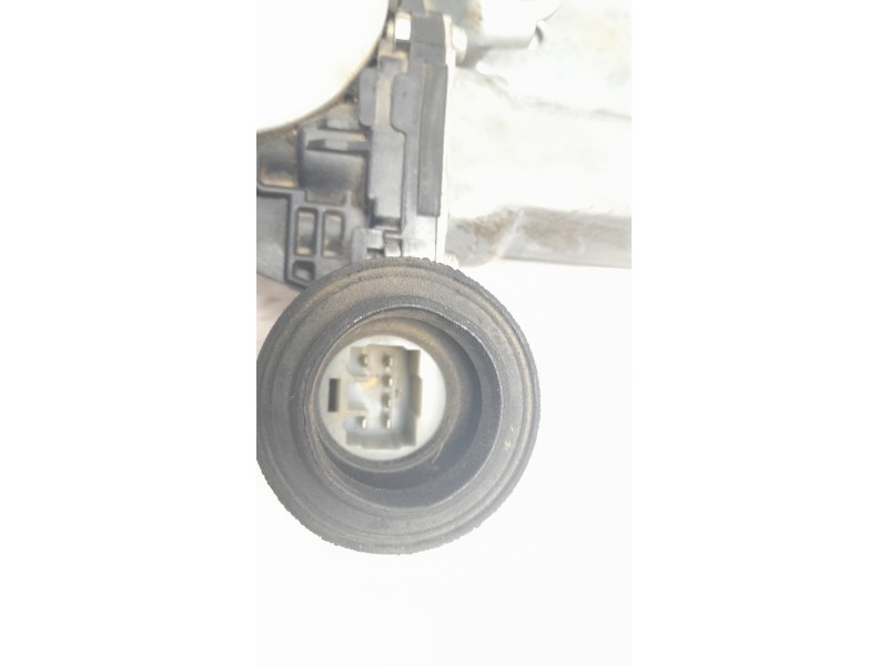 Recambio de elevalunas trasero derecho para toyota rav 4 referencia OEM IAM 6980342050  