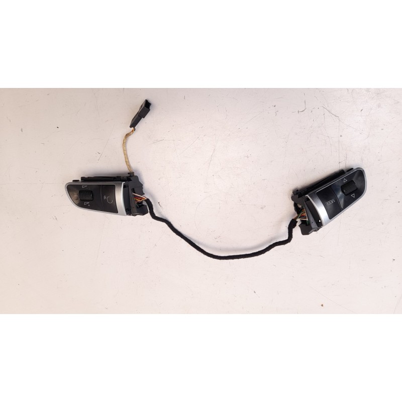 Recambio de mando volante para audi a5 coupe (8t) 2.7 v6 24v tdi referencia OEM IAM 4E0951527AH 4E0951527AJ 