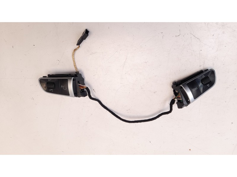 Recambio de mando volante para audi a5 coupe (8t) 2.7 v6 24v tdi referencia OEM IAM 4E0951527AH 4E0951527AJ 