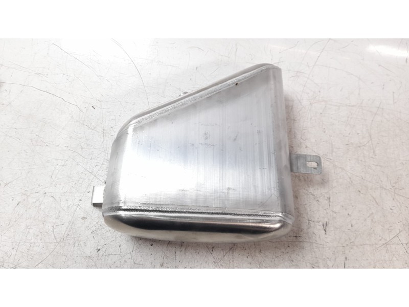 Recambio de acumulador central amortiguacion para audi q7 4mg referencia OEM IAM 4M0616203F  
