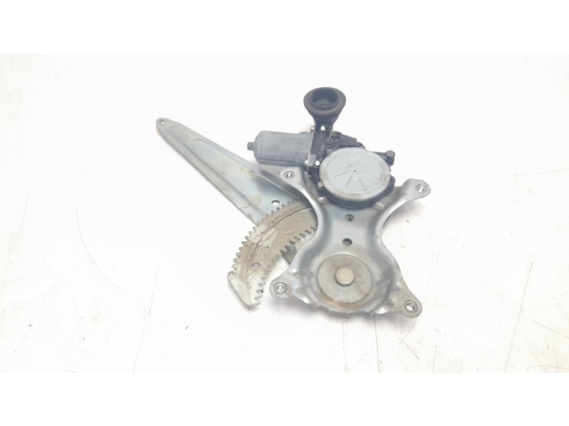 Recambio de elevalunas trasero derecho para toyota rav 4 referencia OEM IAM 6980342050  