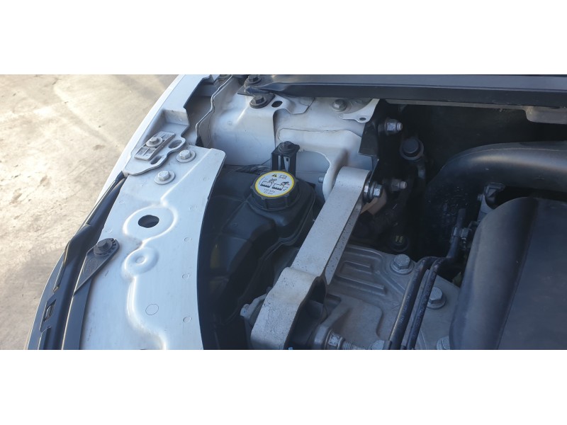 Recambio de deposito expansion para land rover evoque 2.2 sd4 cat referencia OEM IAM BJ328K218A  