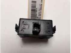 Recambio de warning para renault clio iii 1.2 referencia OEM IAM 8200214896   2