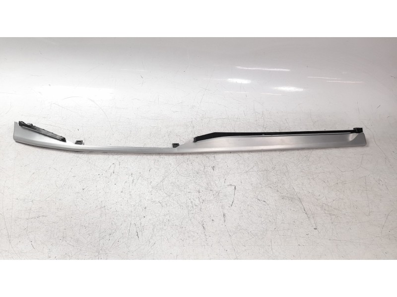 Recambio de moldura para audi q7 4mg referencia OEM IAM 4M8853190BD  