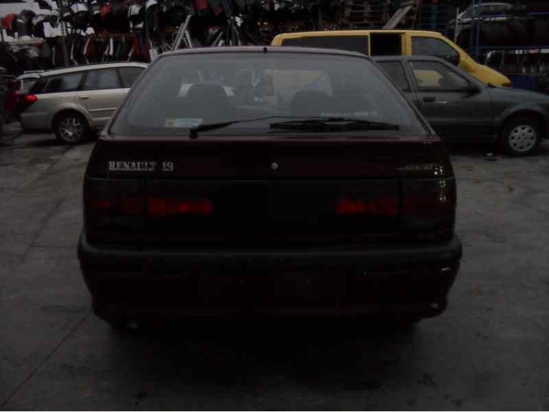renault 19 (b/c/l53) del año 1995