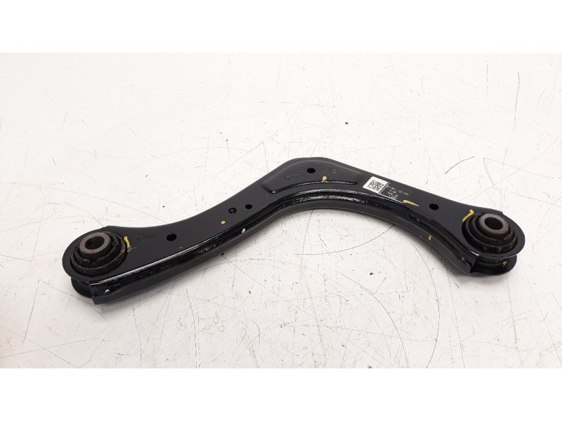 Recambio de brazo suspension superior trasero derecho para kia niro referencia OEM IAM 55101G2100  