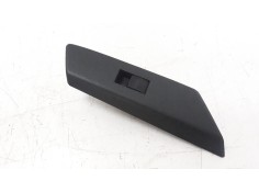 MANDO ELEVALUNAS TRASERO DERECHO 848100D030 848100D030 