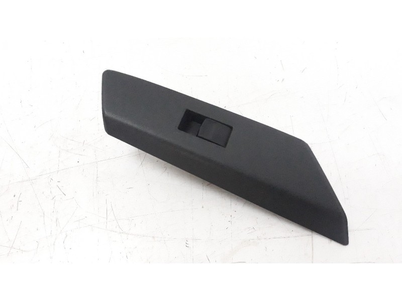 Recambio de mando elevalunas trasero derecho para toyota rav 4 referencia OEM IAM 848100D030  