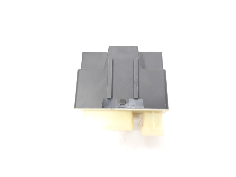 Recambio de caja precalentamiento para citroen c4 picasso referencia OEM IAM 9801916680  
