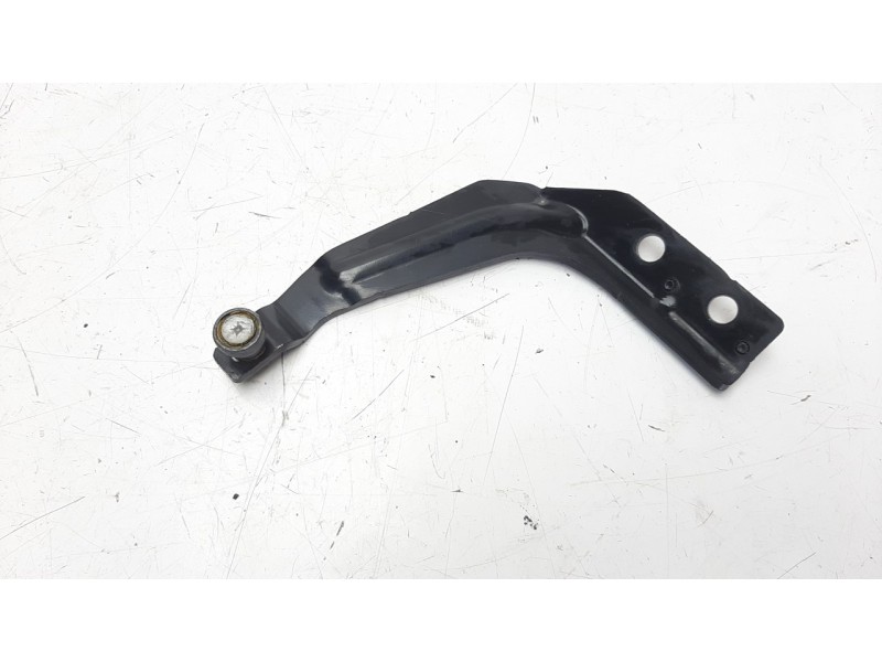 Recambio de soporte / guia puerta corredera para citroen jumpy fugón 1.5 blue-hdi fap referencia OEM IAM 9823714480  
