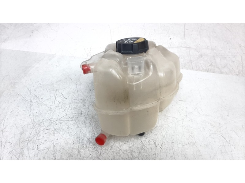 Recambio de deposito expansion para volvo v60 familiar 2.0 diesel cat referencia OEM IAM 31465682  