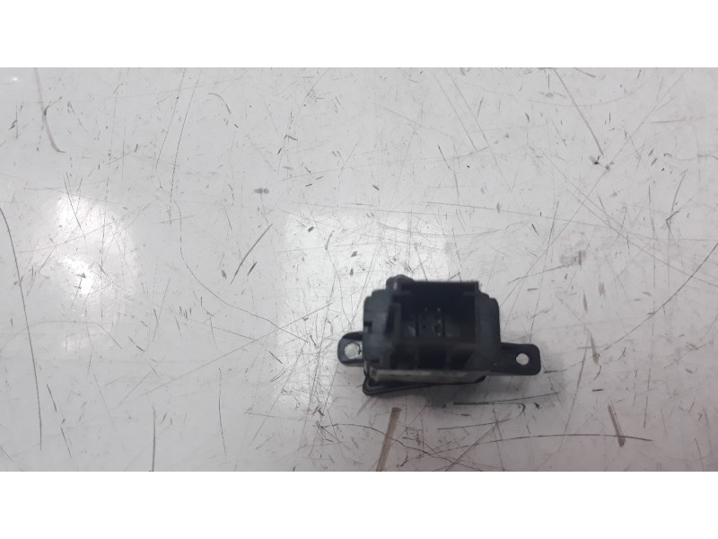 Recambio de interruptor para jeep renegade 1.6 m-jet cat referencia OEM IAM 07356040430  