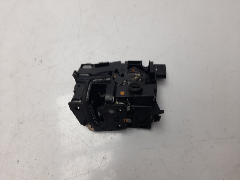 Recambio de cerradura puerta trasera izquierda para citroen c4 picasso referencia OEM IAM 9805636080  