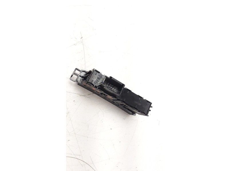 Recambio de interruptor para volkswagen golf vii lim. (bq1) 1.6 tdi referencia OEM IAM 5G1927238E  