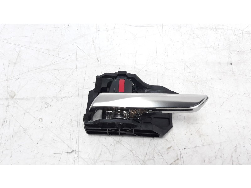 Recambio de maneta interior trasera izquierda para mazda 3 berlina (bp) referencia OEM IAM BCJHV8393  