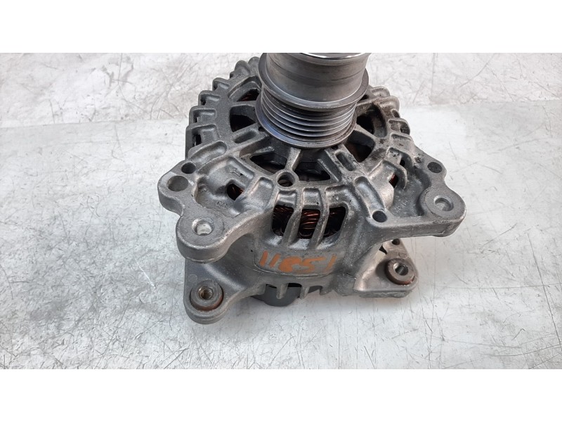 Recambio de alternador para volkswagen polo referencia OEM IAM 04E903015 ALF870501HQ 