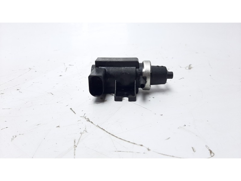 Recambio de valvula aire adicional para seat leon (1m1) 1.9 tdi referencia OEM IAM 1J0906627  
