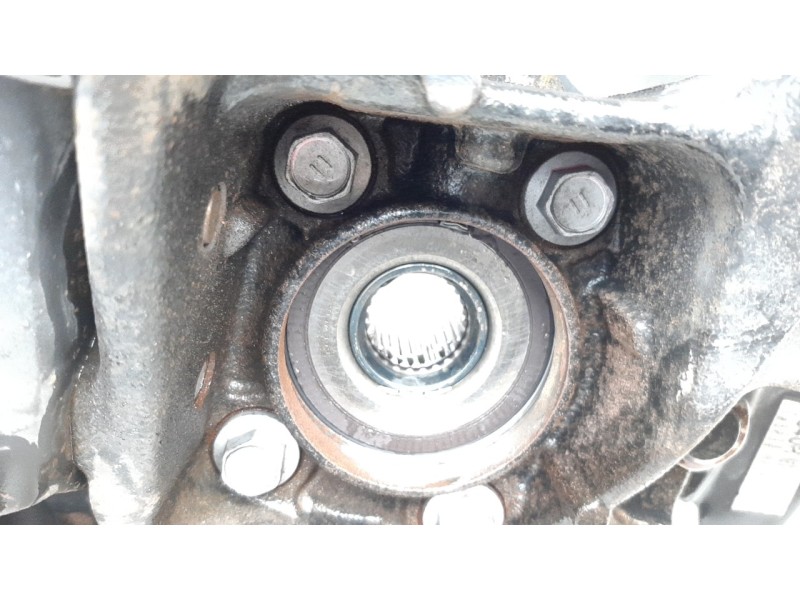 Recambio de mangueta trasera derecha para toyota rav 4 referencia OEM IAM 4230442020  