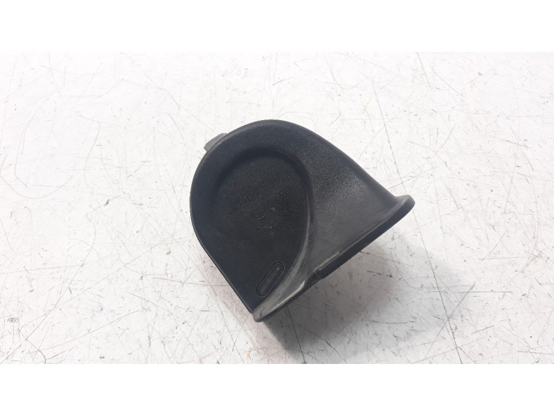 Recambio de claxon para honda hr-v (..) 1.6 dtec cat referencia OEM IAM UCL256  