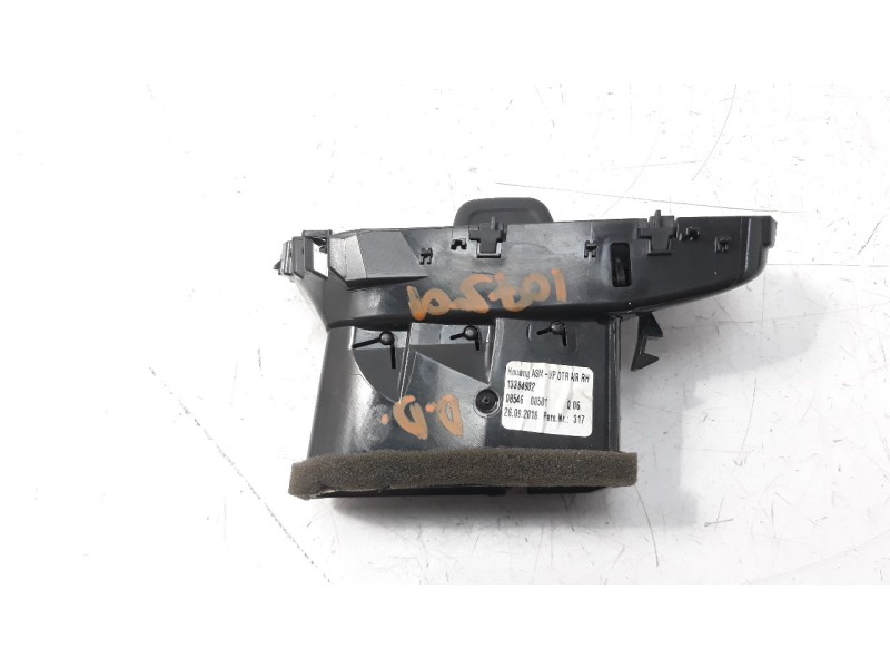 Recambio de rejilla aireadora para opel corsa e gsi referencia OEM IAM 13384932  