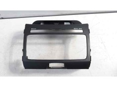 Recambio de moldura para kia sportage concept 4x2 referencia OEM IAM U097813810  