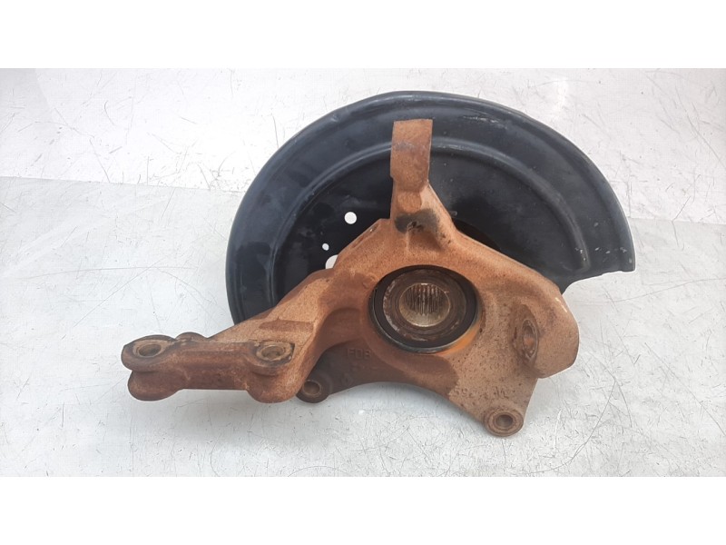 Recambio de mangueta delantera derecha para dacia duster ii anniversary referencia OEM IAM 8200881916  