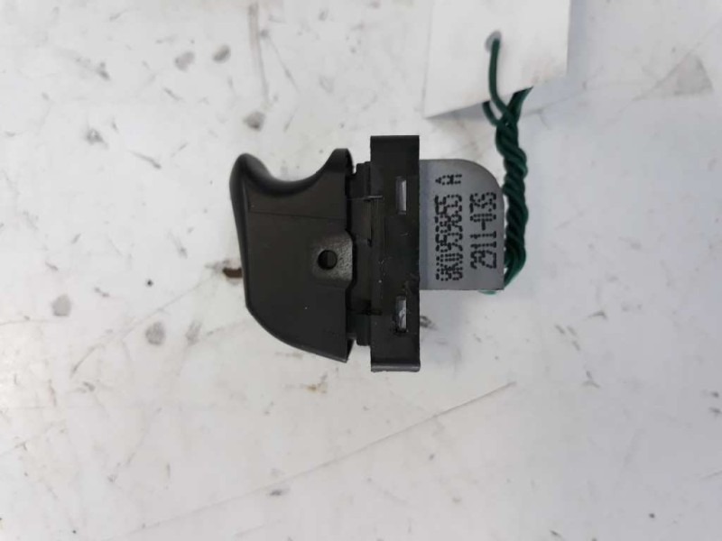 Recambio de mando elevalunas trasero izquierdo para audi a4 avant (8k5) (2008) básico quattro referencia OEM IAM 8K0959855A  