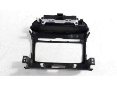 Recambio de moldura para kia sportage concept 4x2 referencia OEM IAM U097813810   2
