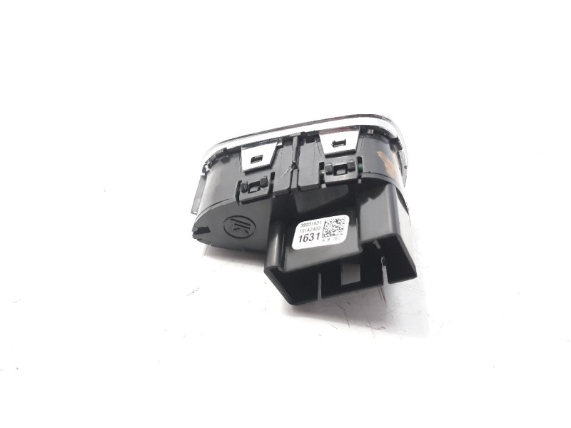 Recambio de interruptor para opel corsa e gsi referencia OEM IAM 39031631  