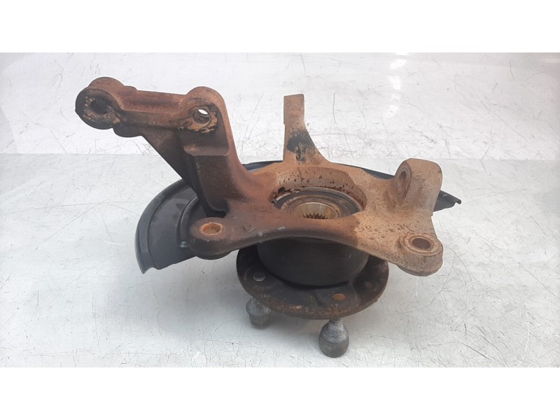 Recambio de mangueta delantera derecha para dacia duster ii anniversary referencia OEM IAM 8200881916  