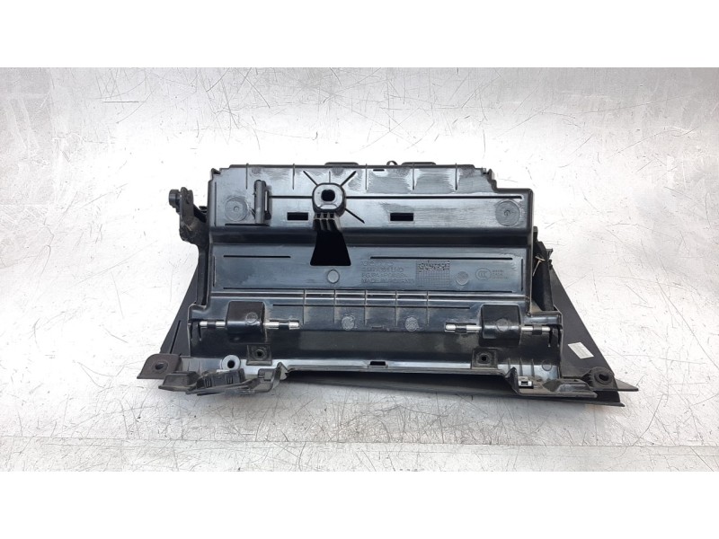 Recambio de guantera para volvo v60 familiar 2.0 diesel cat referencia OEM IAM 31467499  