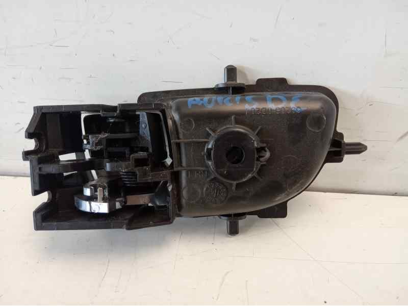 Recambio de maneta interior delantera derecha para toyota auris 1.2 16v turbo cat referencia OEM IAM 692050D271  