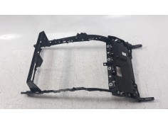 Recambio de moldura para land rover range rover sport 3.0 td v6 cat referencia OEM IAM AH3204567A   2