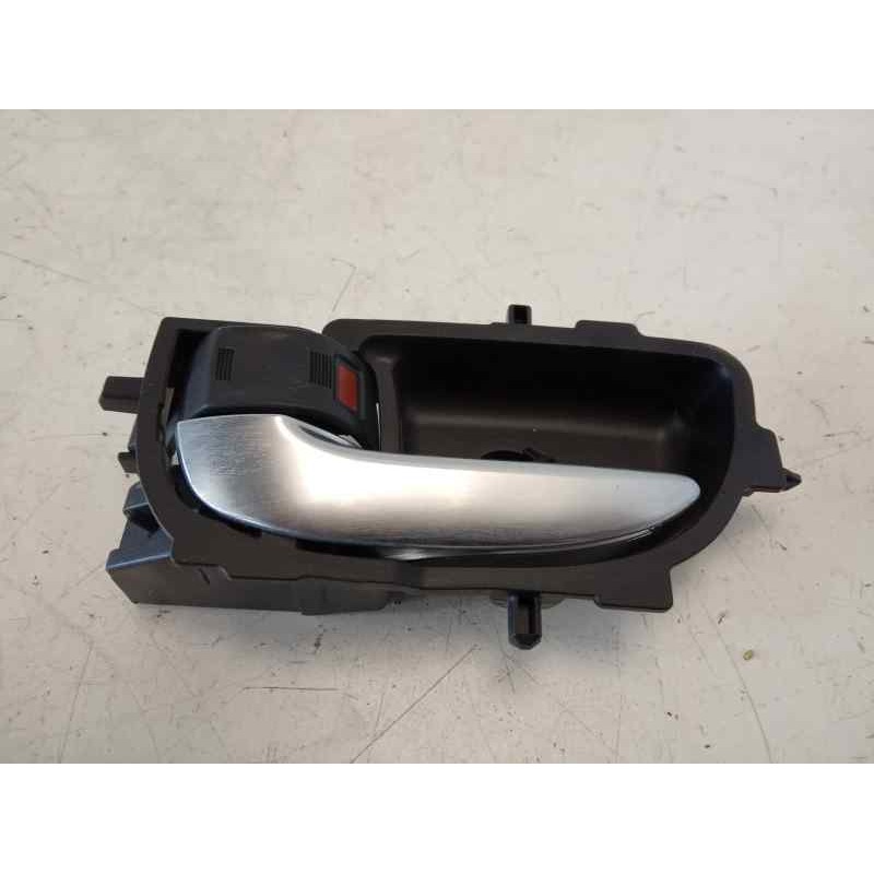 Recambio de maneta interior delantera izquierda para toyota auris 1.2 16v turbo cat referencia OEM IAM 692060D271  