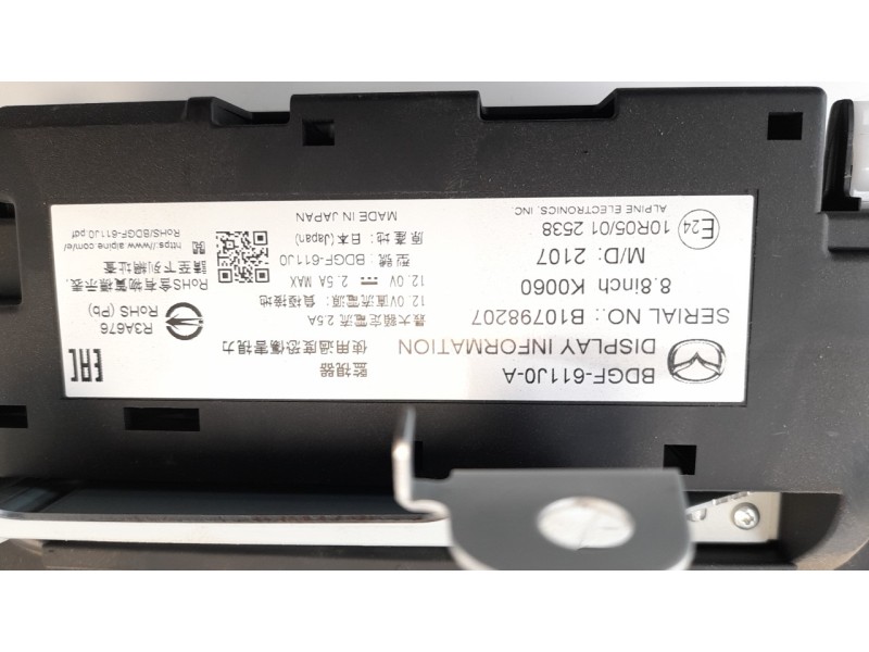 Recambio de sistema navegacion gps para mazda 3 berlina (bp) referencia OEM IAM BDGF611J0A BDMC669C0T 