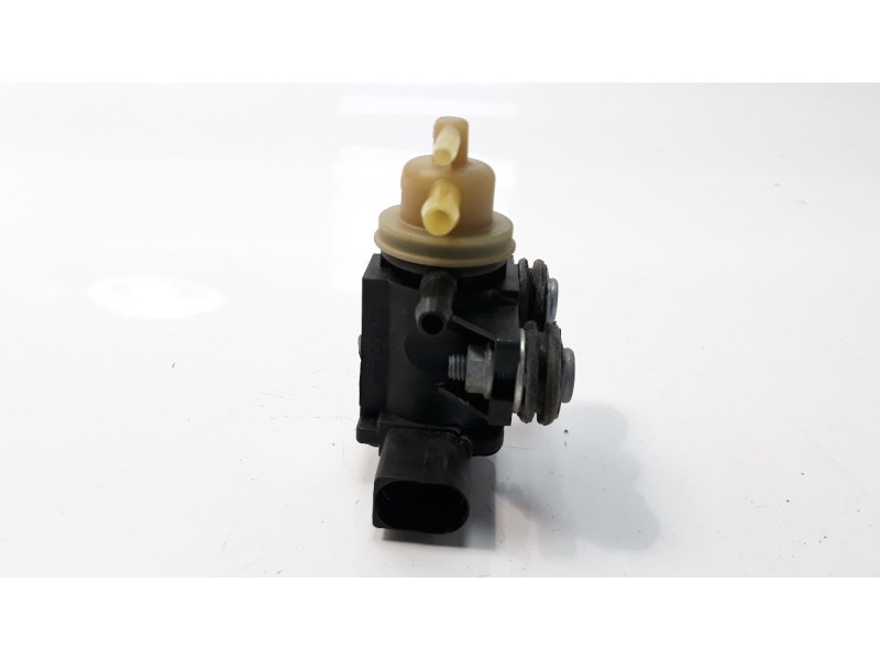 Recambio de valvula aire adicional para seat toledo (kg3) 1.6 tdi referencia OEM IAM 04L131051M  